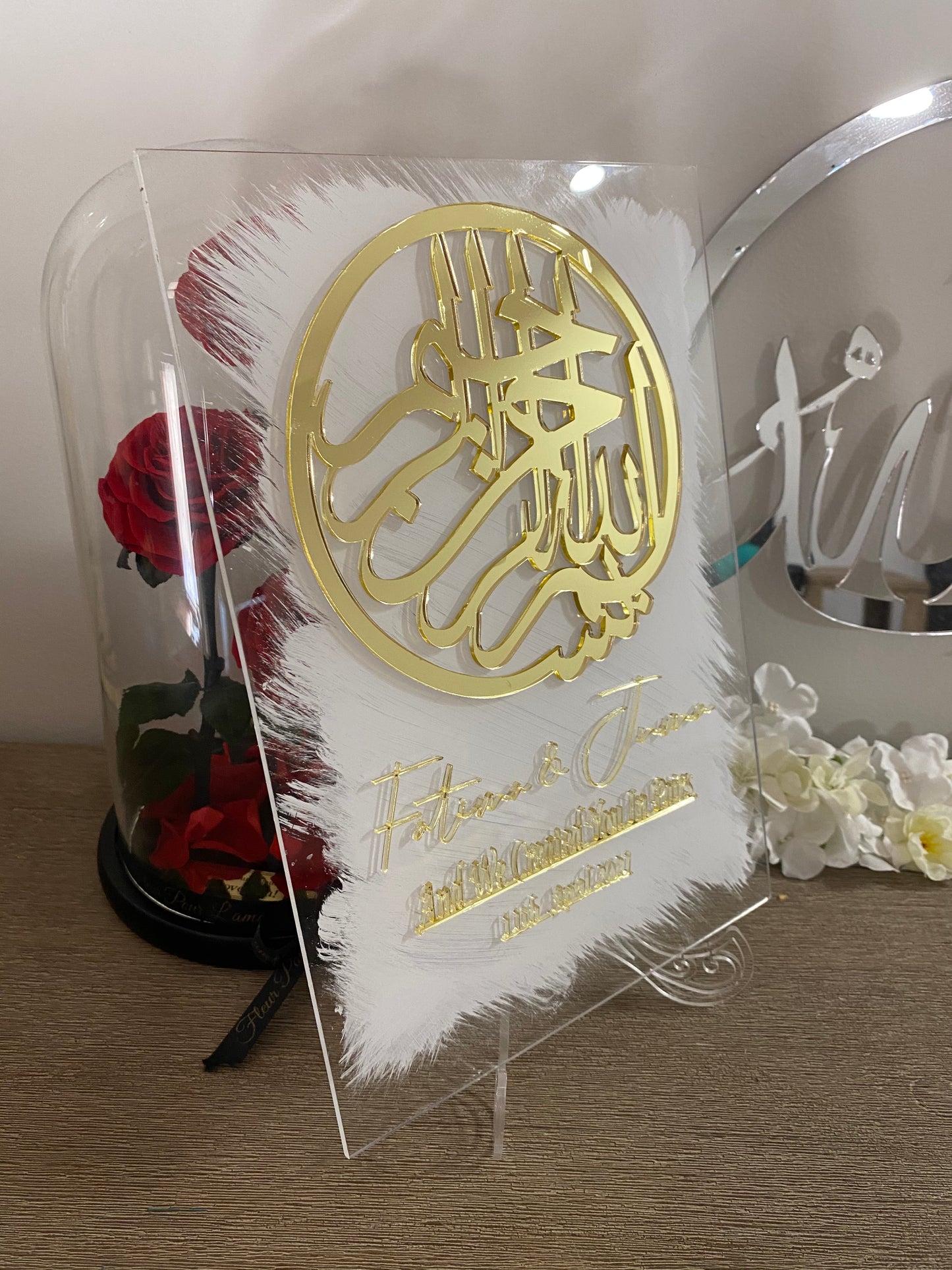 Mini Husband and wife 3d stands